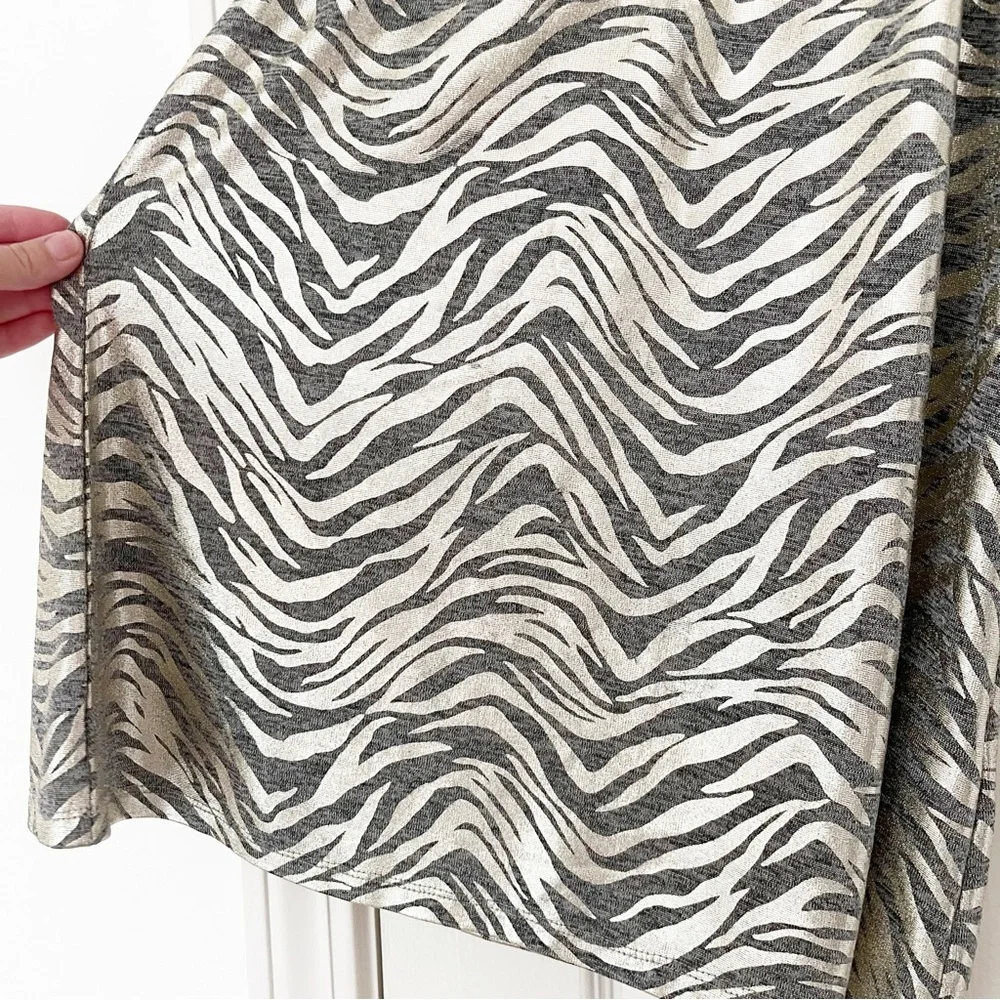 INC international concepts Zebra Print Sleeveless Top medium - Picture 3 of 7